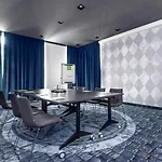 Ibis Styles Stare