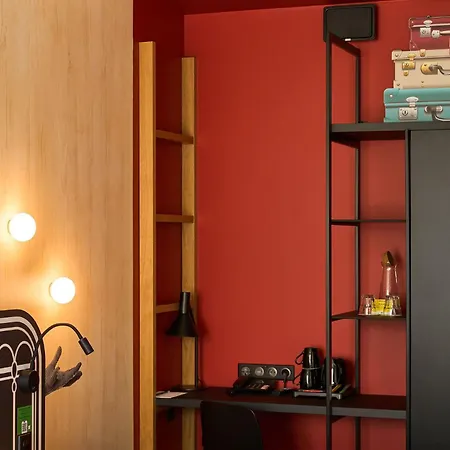 酒店 Ibis Styles Stare 什切青