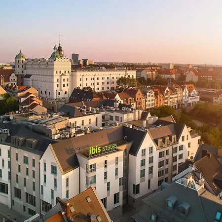 酒店 Ibis Styles Stare 什切青