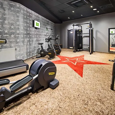 酒店 Ibis Styles Stare 什切青