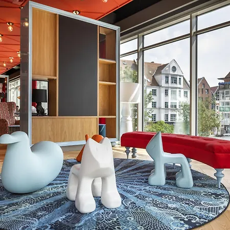 Ibis Styles Stare