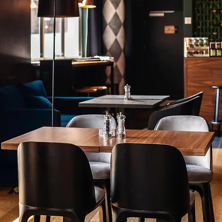Ibis Styles Stare Otel 3*